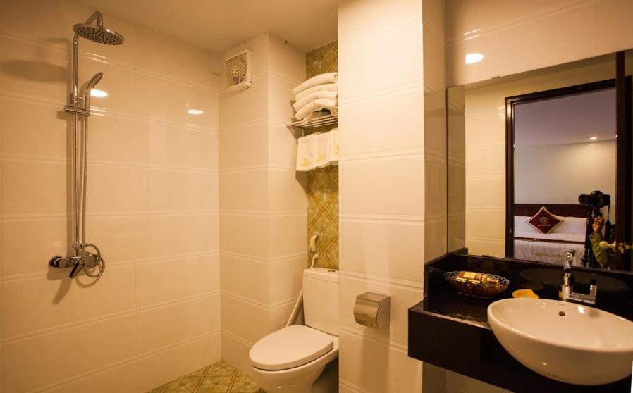 Khach San Kim Dong Hotel Hoang Nga Exterior foto